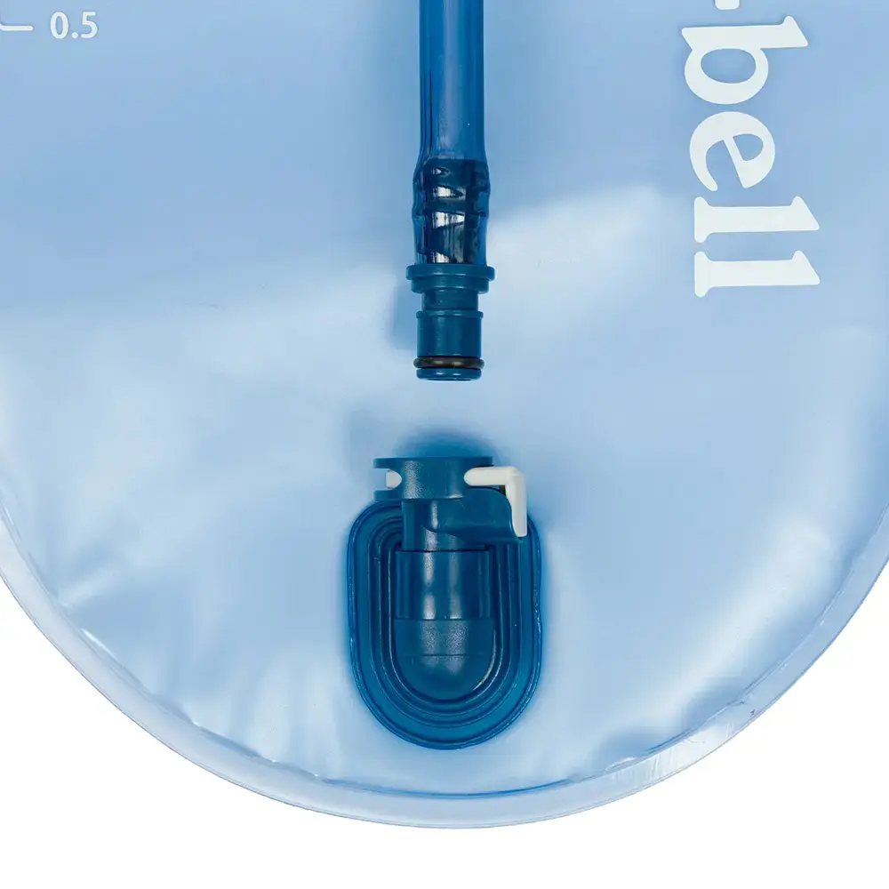Montbell Trail Water Pack 1.5L - Image 6